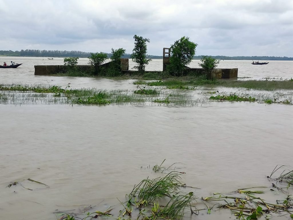 ঘূর্ণিঝড় দানার পিরোজপুরে প্রস্তুত ৫৬১ আশ্রয়কেন্দ্র।